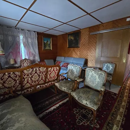 De Maitre In Villa