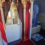 De Maitre In *